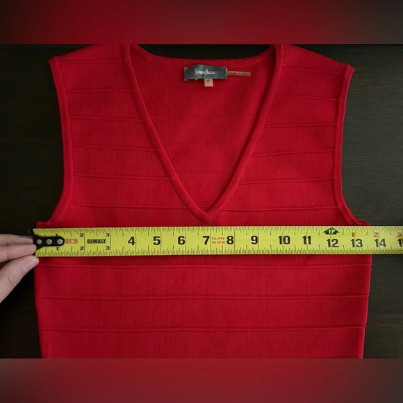Neiman Marcus Red Sleeveless Dress - Size S - Picture 6 of 10